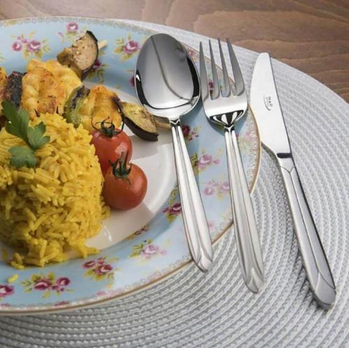 چیدمان سرویس قاشق چنگال پالرمو استیل براق 136 پارچه ناب استیل جعبه پایه دار
