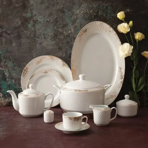 فروش سرویس 102 پارچه رادیانس چینی زرین طرح کلودیا